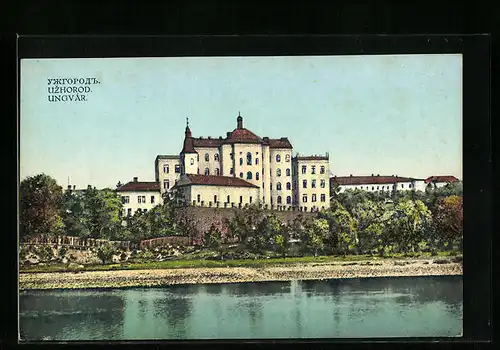 AK Ungvár, Blick aufs Schloss vom Wasser aus