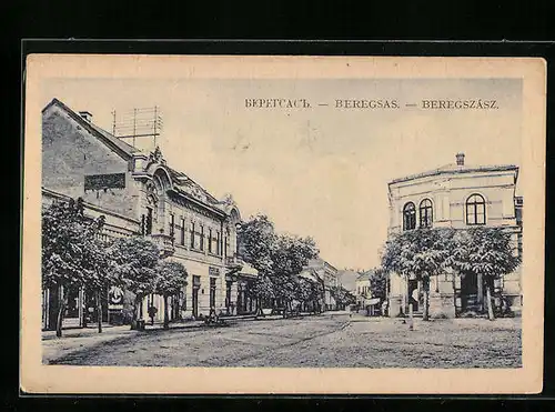 AK Beregsas, Strassenpartie mit Geschäften