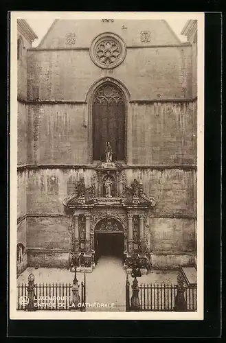 AK Luxembourg, Entrée de la Cathédrale