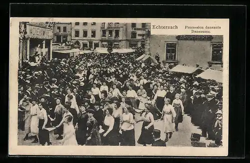 AK Echternach, Procession dansante, Danseuses