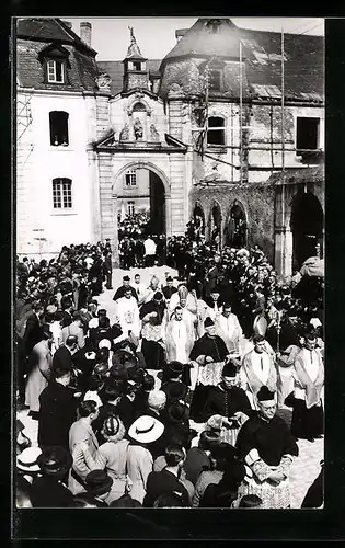 AK Echternach, Procession dansante, Prozession in der Innenstadt