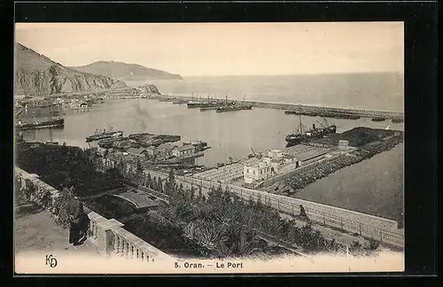 AK Oran, Le Port