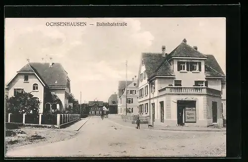 AK Ochsenhausen, Partie in der Bahnhofstrasse mit Zigarrengeschäft