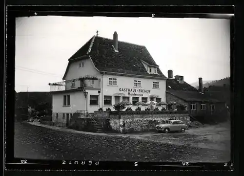Fotografie unbekannter Fotograf, Ansicht Grossheubach / Main, Gasthaus - Freihof Mainterrasse