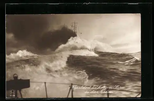 AK Torpedoboot bei heftigem Sturm in der Nordsee