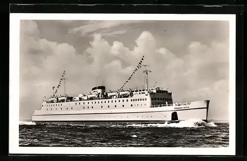 AK Hochsee-Fährschiff Theodor Heuss in voller Fahrt