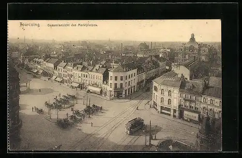 AK Tourcoing, Panorama de la Grand`Place vers l`Hotel de Ville, Strassenbahn