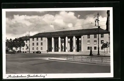 AK Berlin-Charlottenburg, Strasse am Studentenhaus