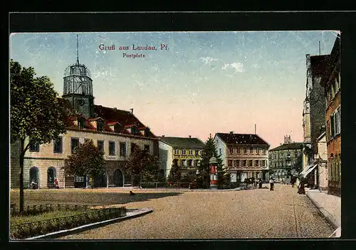 AK Landau /Pf., Strassenpartie am Postplatz