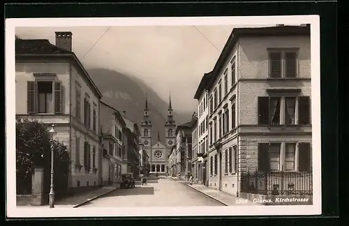 AK Glarus, Kirchstrasse mit Kirche