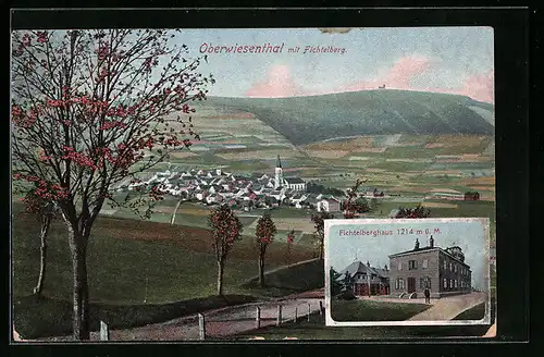 AK Oberwiesenthal / Erzgeb., Ortsansicht mit Fichtelberg, Fichtelberghaus