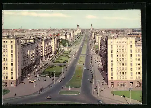 AK Berlin, Am Strausberger Platz mit Blick in die Karl-Marx-Allee