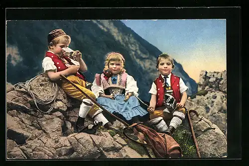 AK Kinder in Schweizertracht bei einer Rast