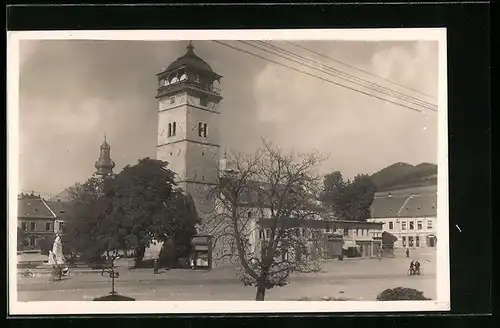 AK Roznava, Platz mit Brunnen und Kirche