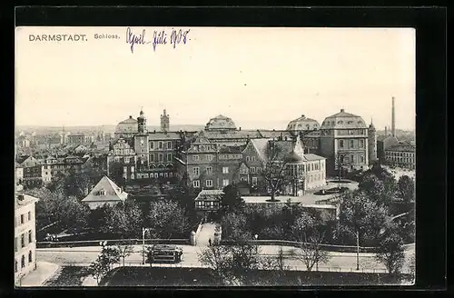 AK Darmstadt, Teilansicht mit Schloss und Strassenbahn