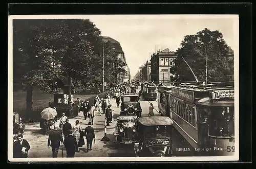 AK Berlin, Strassenbahnen auf dem Leipziger Platz