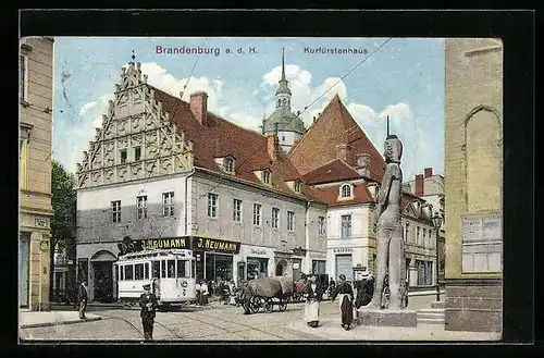 AK Brandenburg a. d. H., Kurfürstenhaus mit Strassenbahn