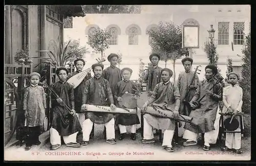 AK Saigon /Cochinchine, Groupe de musiciens