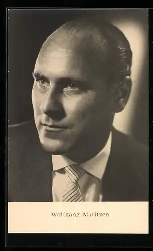 AK Opernsänger Wolfgang Maritzen mit gestreifter Krawatte