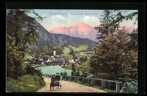 AK Laufen bei Bad Ischl, Salzkammergut, Blick über den Fluss auf den Ort zur Kirche