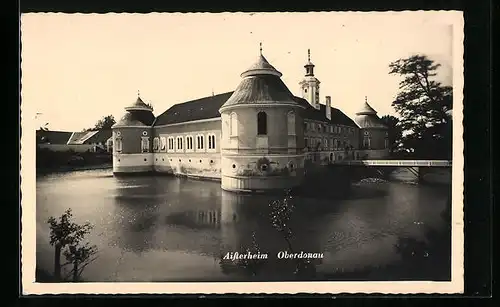 AK Aisterheim a. Oberdonau, am Graben vor dem Schloss