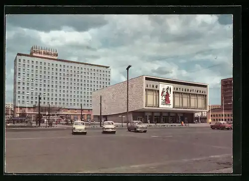 AK Berlin, Berolina Hotel und Kino International an der Karl-Marx-Allee