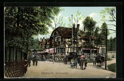 AK Chemnitz, Gasthaus Waldschänke mit Strasse und Gästen