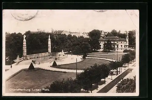 AK Berlin-Charlottenburg, Luisen-Platz aus der Vogelschau