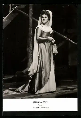 AK Berlin, Deutsche Oper, Opernsängerin Janis Martin in Tosca