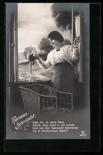Foto-AK GL Co 4871 /1: Herzens-Sehnsucht, Frau am Fenster