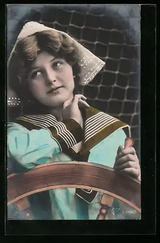 Foto-AK GL Co 1480 /1: Mädchen im Matrosenkleid