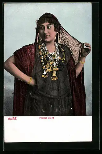 AK Caire, Femme Arabe