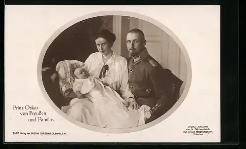 AK Prinz Oskar von Preussen mit Frau und Kind