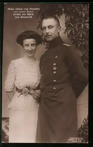AK Prinz Oskar von Preussen und Gemahlin Gräfin Ina Marie von Bassewitz