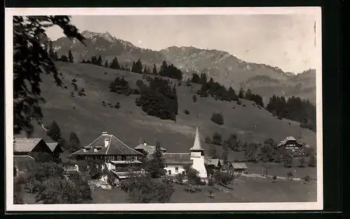 AK Diemtigen, Ortspartie mit Kirche und Bergen