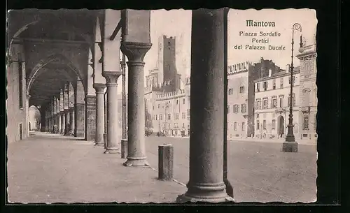 AK Mantova, Piazza Sordello Portici del Palazzo Ducale