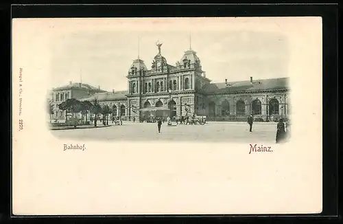 AK Mainz, Bahnhof mit Pferdekutsche