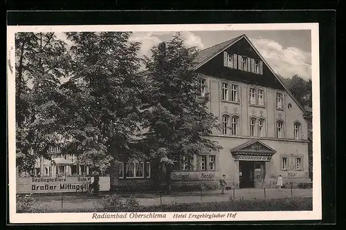 AK Oberschlema, Hotel Erzgebirgischer Hof, Strassenansicht