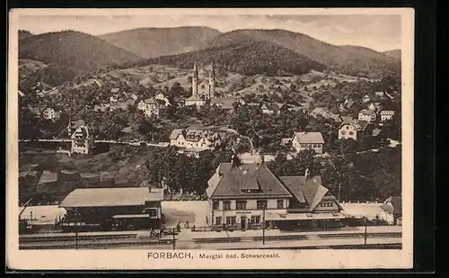 AK Forbach, Bahnhof der Ortschaft aus der Vogelschau