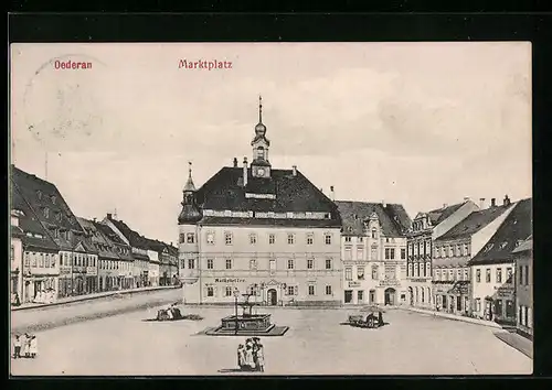 AK Oederan, Marktplatz mit Brunnen, Rathskeller