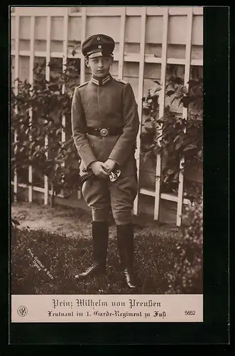 AK Prinz Wilhelm als junger Leutnant