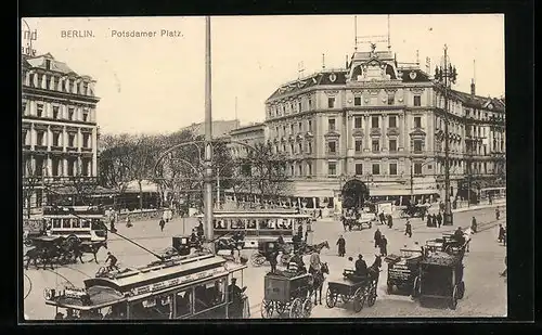 AK Berlin-Tiergarten, Verkehr auf dem Potsdamer Platz, Strassenbahn