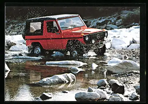 AK Roter Mercedes-Benz 230 G auf Abenteuer-Tour