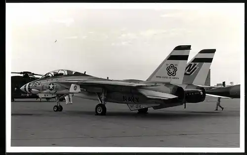 Fotografie Flugzeug Grumman F-14 Tomcat der US-Navy, Kennung VF-124