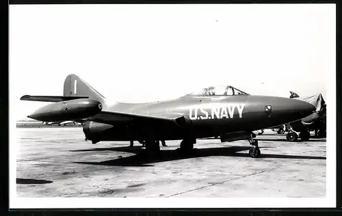 Fotografie Flugzeug Grumman F9F Panther der US-Navy, Stafffelführer der Kunstflugstaffel Blue Angels