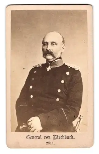 Fotografie unbekannter Fotograf und Ort, Portrait General von Kirchbach in Uniform mit Orden