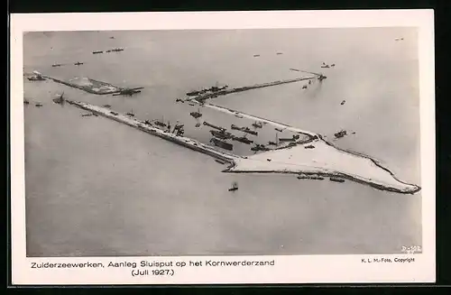 AK Zuiderzeewerken, Aanleg Sluispunt op het Kornwederzand, Juli 1927, Fliegeraufnahme