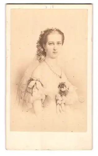 Fotografie L. Desmaisons, Paris, Portrait Alexandra von Dänemark, Königin von England