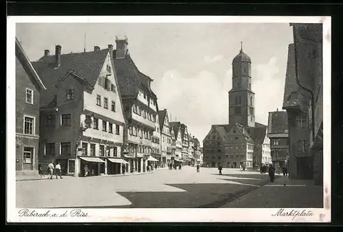 AK Biberach /Riss, Marktplatz mit Kirche