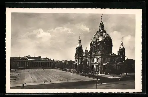 AK Berlin, Dom, Lustgarten, Altes Museum
